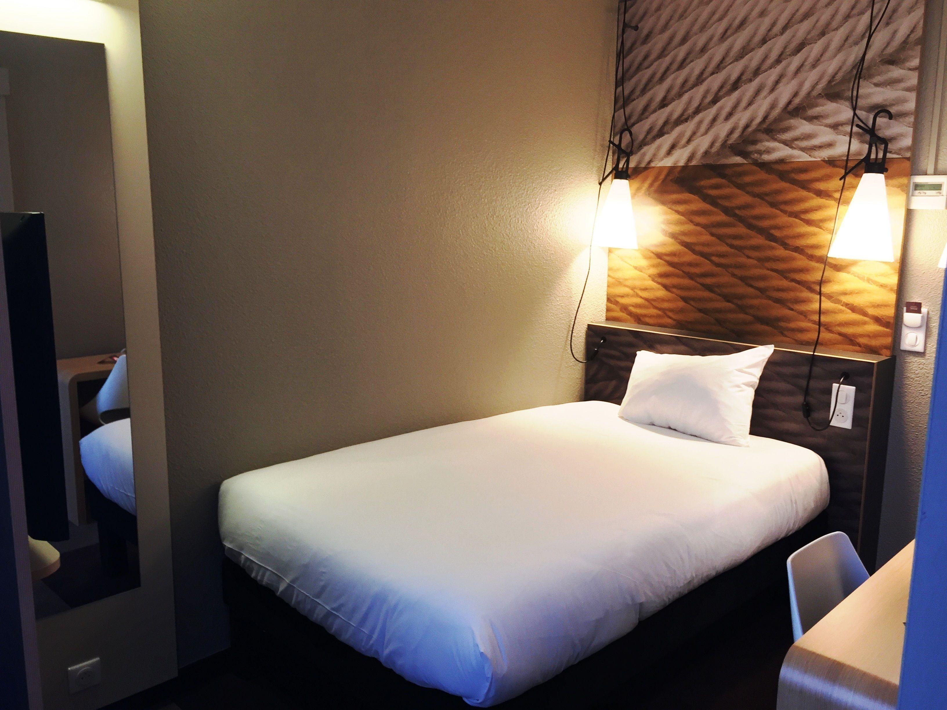 Hotel Ibis Clichy Centre Mairie Exterior foto