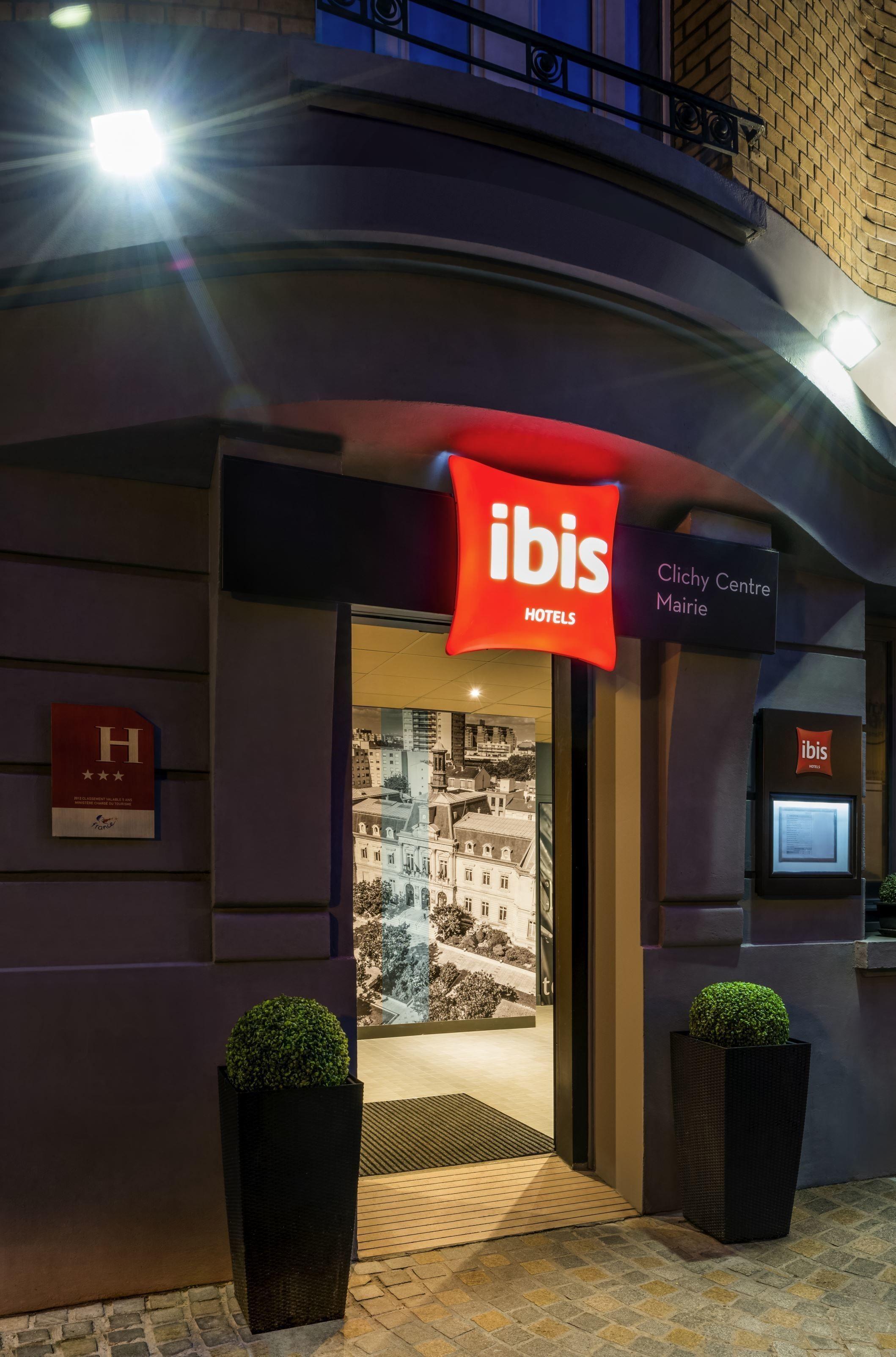 Hotel Ibis Clichy Centre Mairie Exterior foto